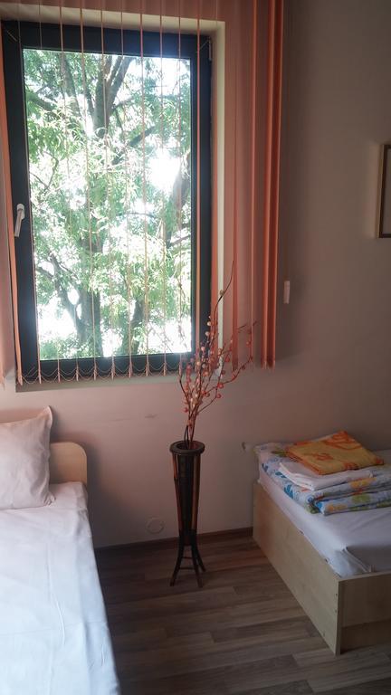 Comfort Guest Rooms プレベン エクステリア 写真